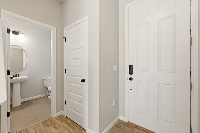 Photo - Beautiful Corner Lot, 3 Bedroom, 2.5 Bath with privacy fences and huge backyard!