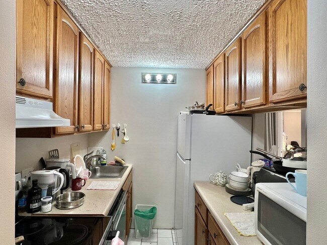 Photo - 4 Trowbridge Pl Unit 3C