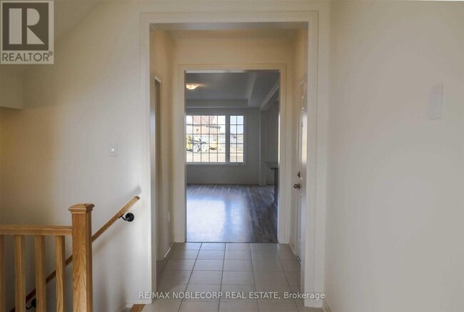 Photo - 137 Casserley Cres