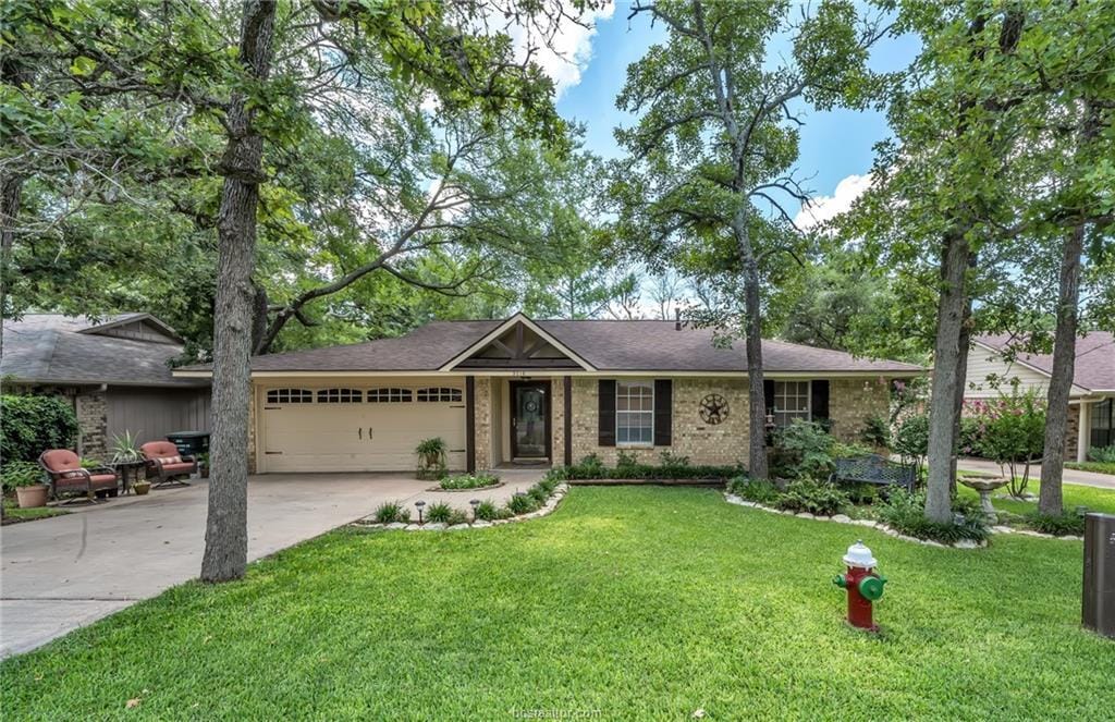 Photo - 3016 Westwood Main Dr (Bryan, TX)