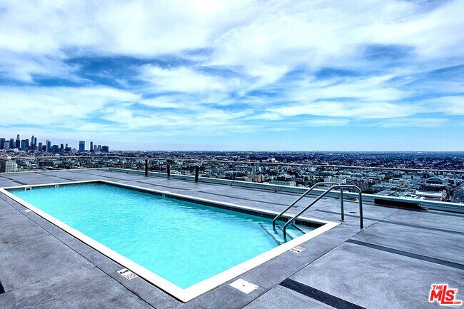 Photo - 3810 Wilshire Blvd Condo Unit 2103