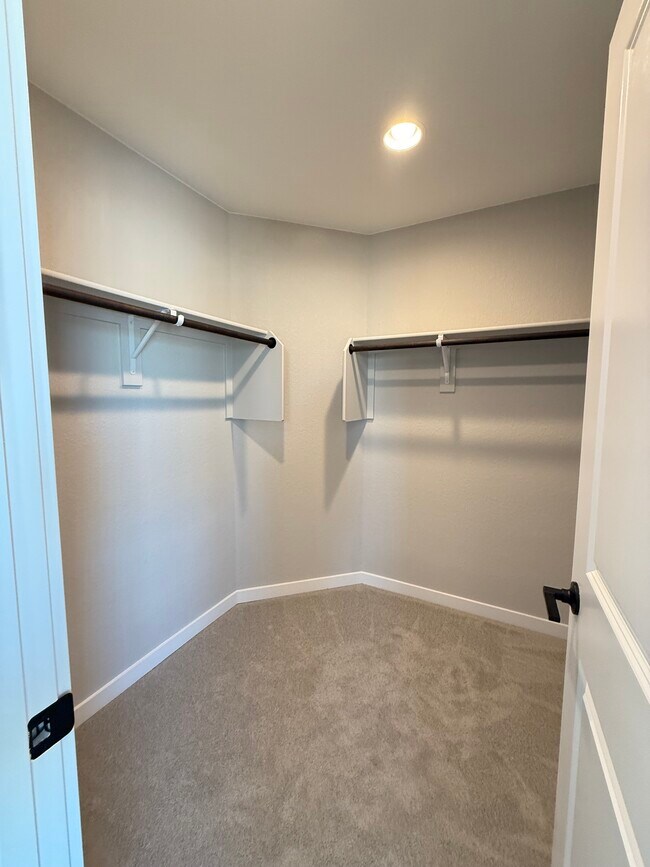 Photo - 10214 Spry St