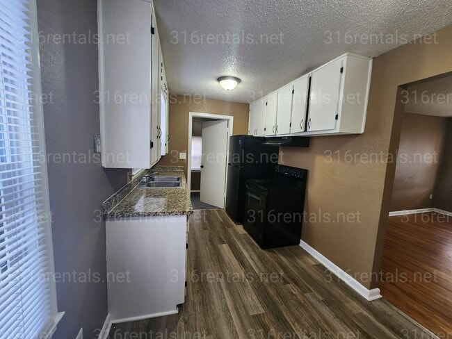 Photo - $1,050 - 3 bedroom/ 1 bathroom Single Family Home