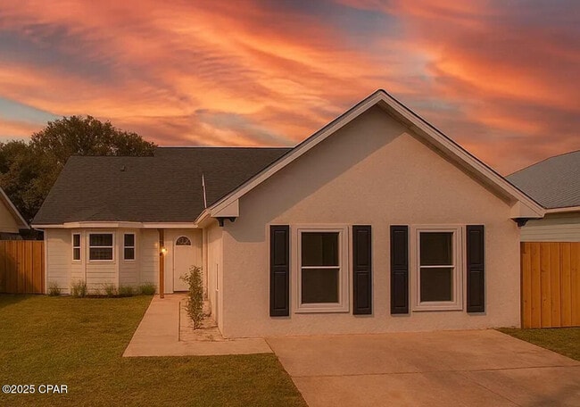 Photo - 104 Oleander Cir
