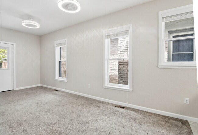 Photo - $2,995.95- 3 Bed, 2 Bath Home in Highlands Ranch with In Unit Laundry!