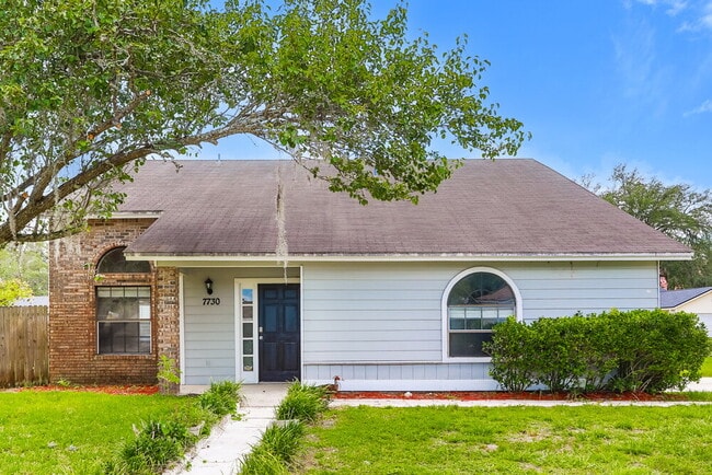 Building Photo - 7730 Allspice Cir W