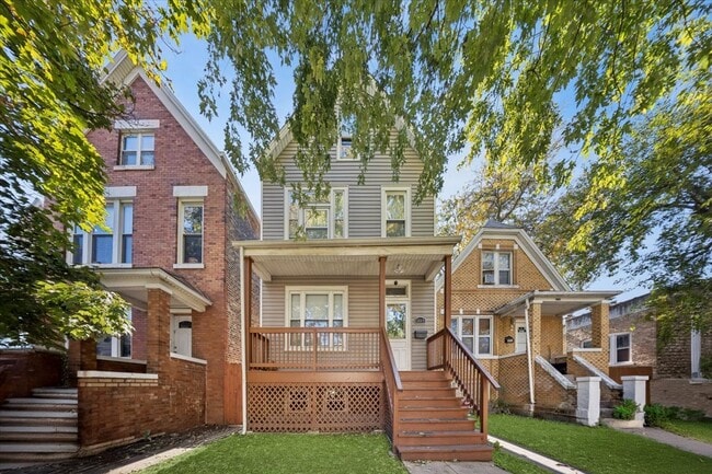 Building Photo - 5049 W 29th Pl