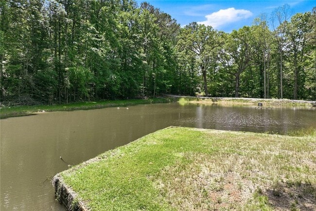 Photo - 3735 Smithtown Rd