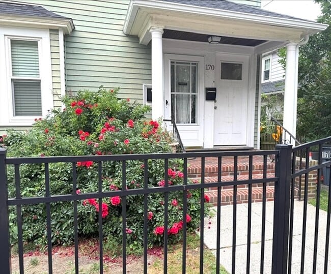 Photo - 170 Walter St Unit 2