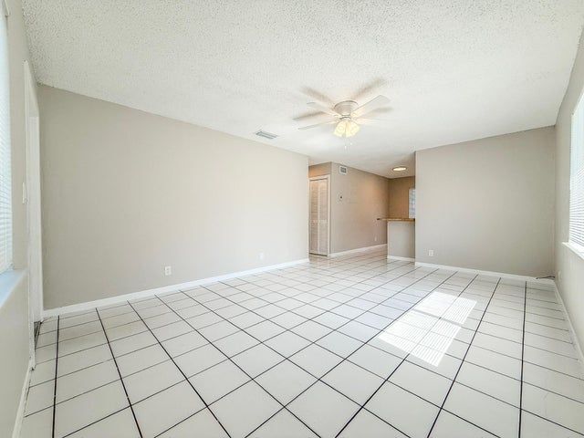 Photo - 1025 NE 17th Ave Unit 1