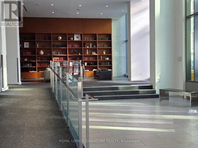 Photo - 170 Fort York Blvd Unité 2205