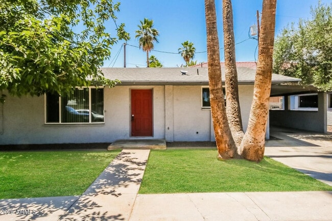 Photo - 555 W Rio Salado Pkwy Unidad 202