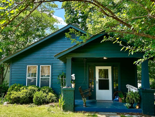 Building Photo - 2423 Brasher Ave