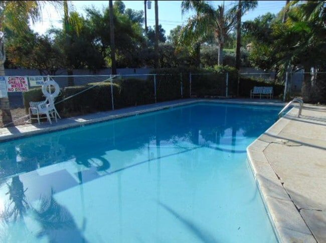 Photo - 524 W Fairway Dr Unit #5