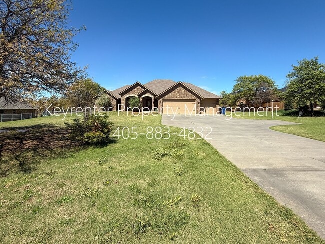 Photo - Beautiful Upscale 3BD/3BTH + Office Home on Over an Acre in Choctaw