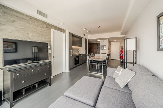 Photo - 1288 Av. des Canadiens-de-Montréal Unité 4506