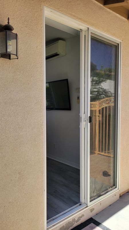 Photo - 21672 Front St