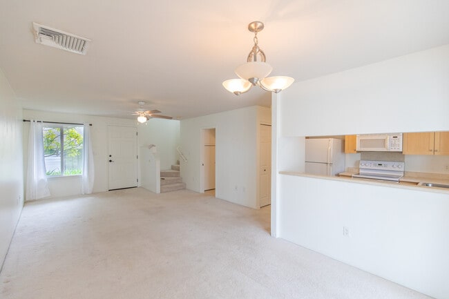 Photo - 644 Meakanu Ln Townhome