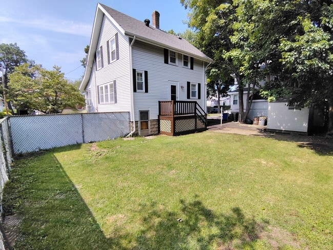 Photo - 162 Elmwood Ave