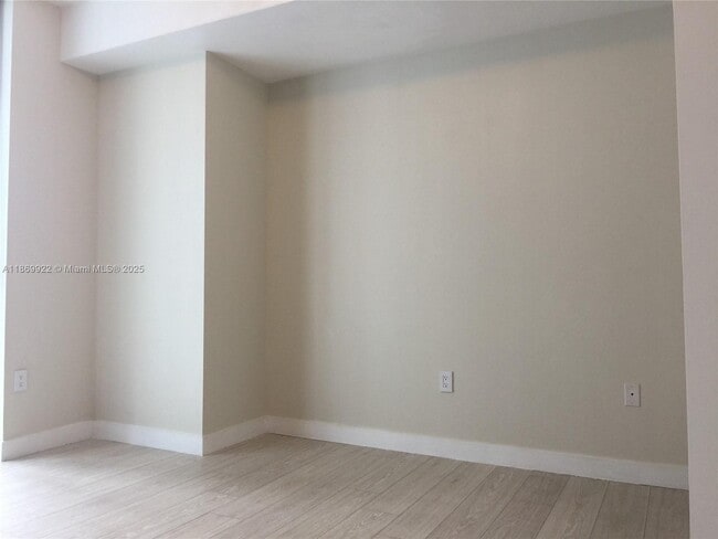 Photo - 79 SW 12th St Unit 1406