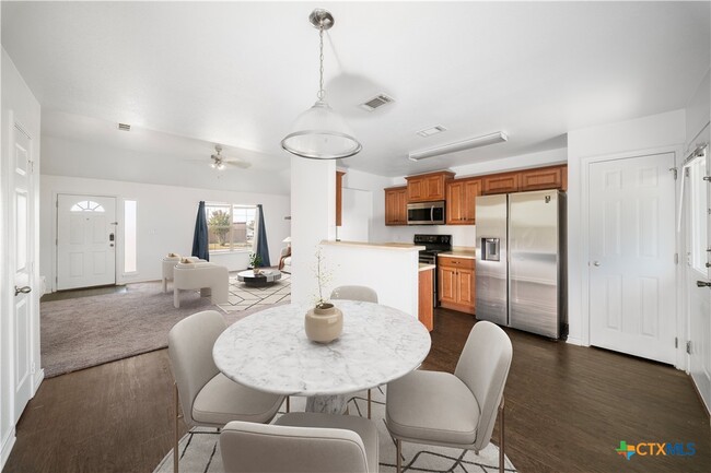 Photo - 2624 Saulsbury Dr