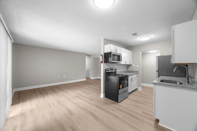 Pine Crest Apartments