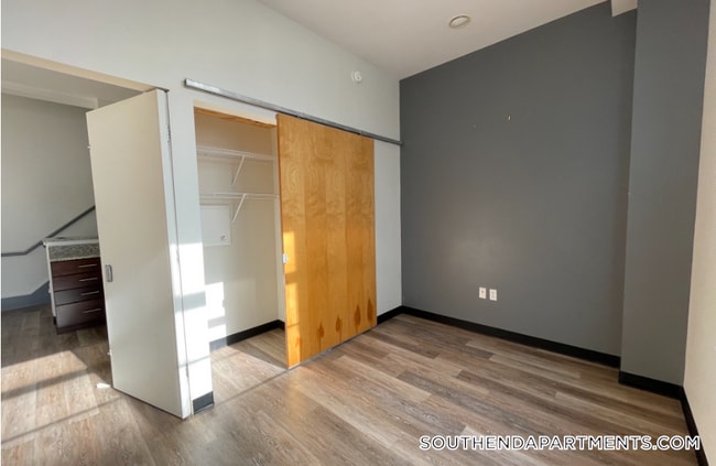 Photo - 160 E Berkeley St Unit 307