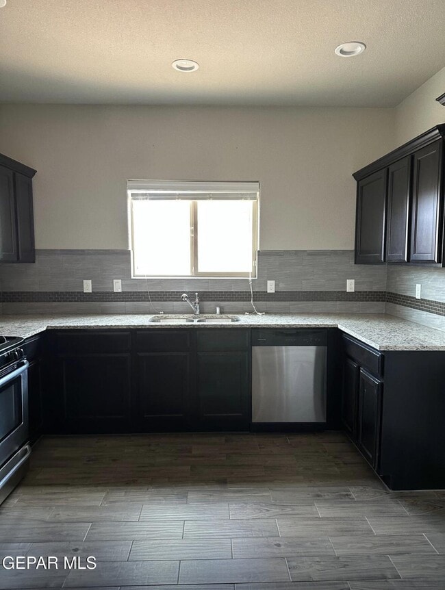 Photo - 12325 Westbury