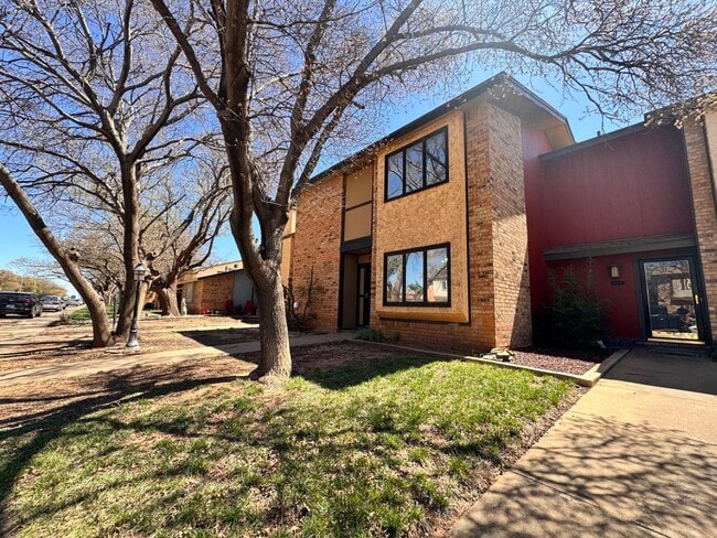 Photo - 3 bed 3 bath 2 car garage brick town home now available