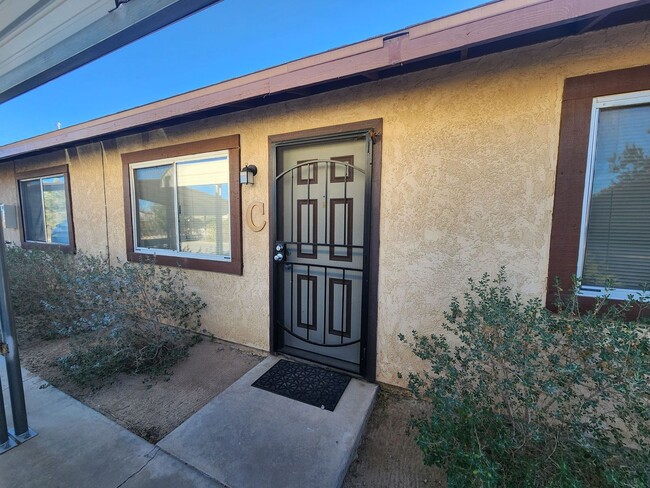 Building Photo - 73841 S Slope Dr Unit C Rental