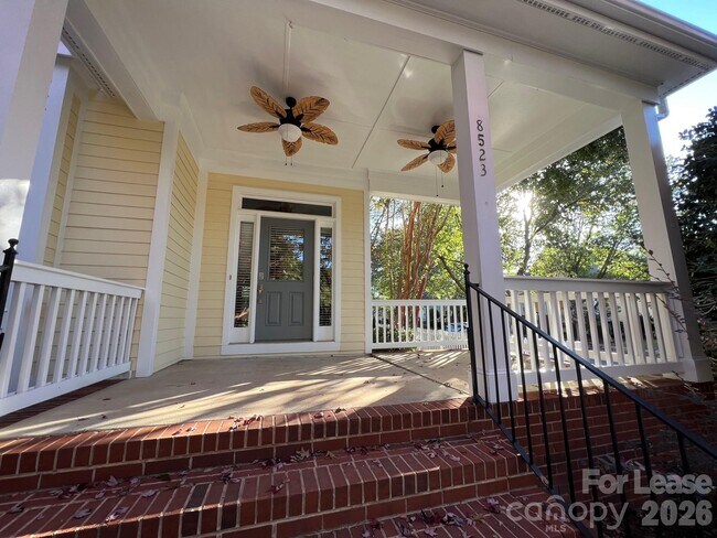 Photo - 8523 Lindholm Dr