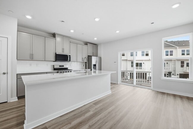 Photo - 524 Cooper St