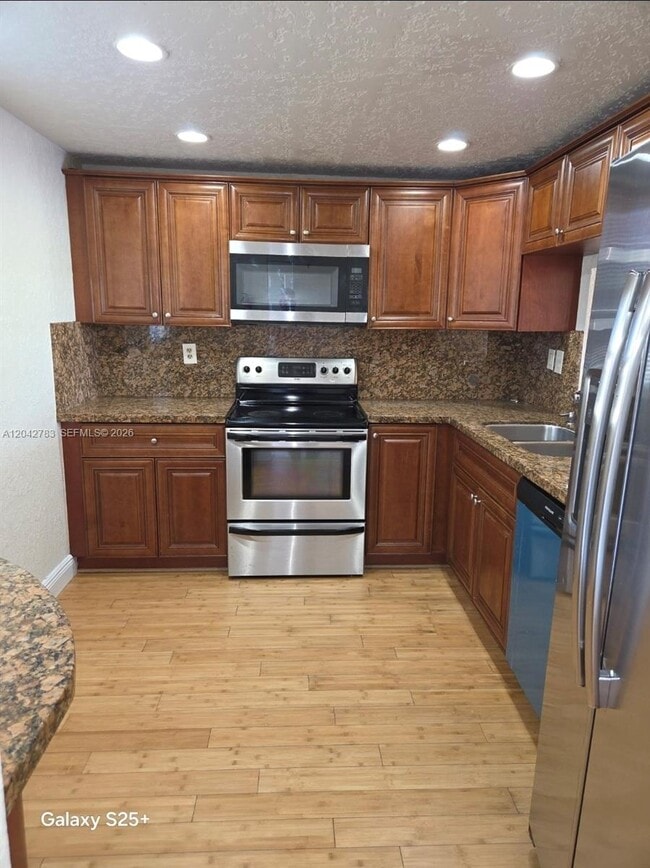 Photo - 1800 SW 81st Ave Unidad 1417