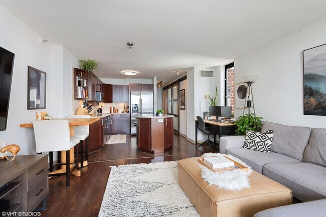 Photo - Lakeview with amazing Lake View 1bed/1bath is available for rent now!