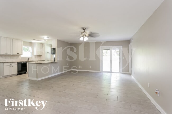 Photo - 1047 Cove Landing Dr