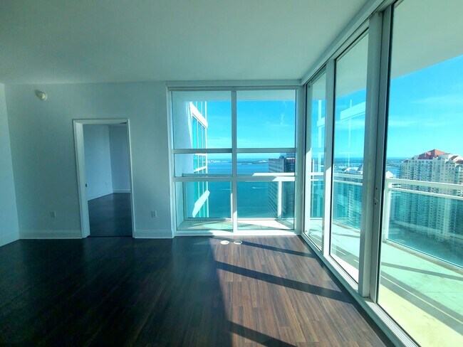 Photo - 951 Brickell Ave Unit 3710