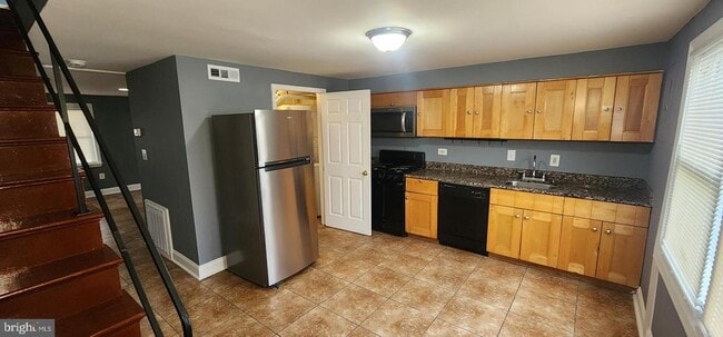 Photo - 7923 Baltimore St