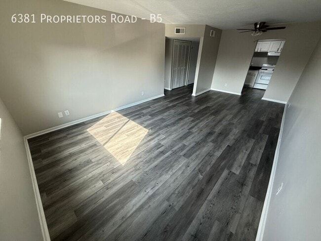 Photo - 6381 Proprietors Rd Unit B5