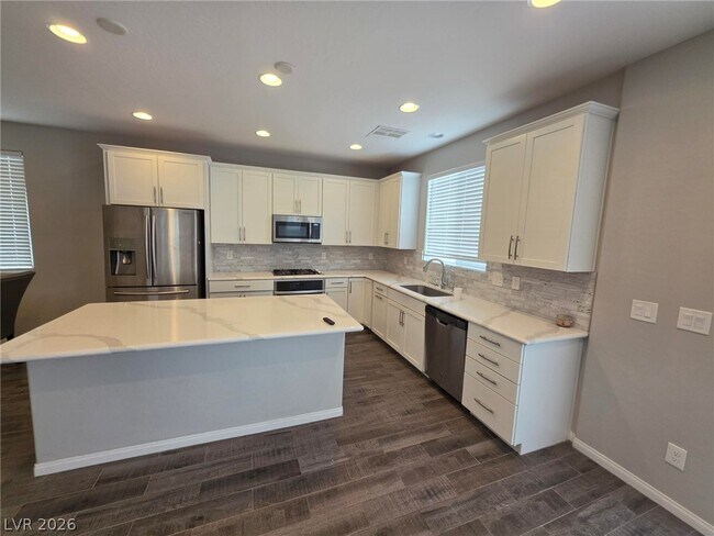 Photo - 9456 Brough Ave