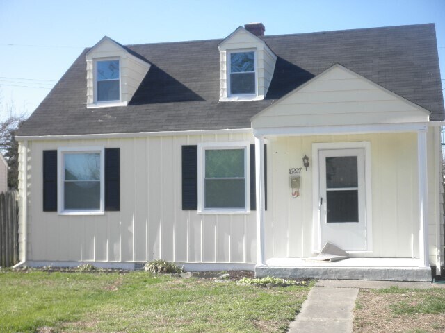 Photo - 8227 Dundalk Ave House