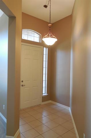 Photo - 221 S Village Dr