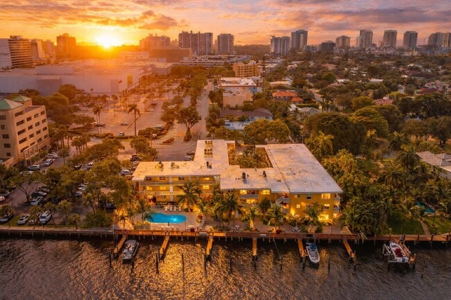 Photo - 815 Middle River Dr Unit 115