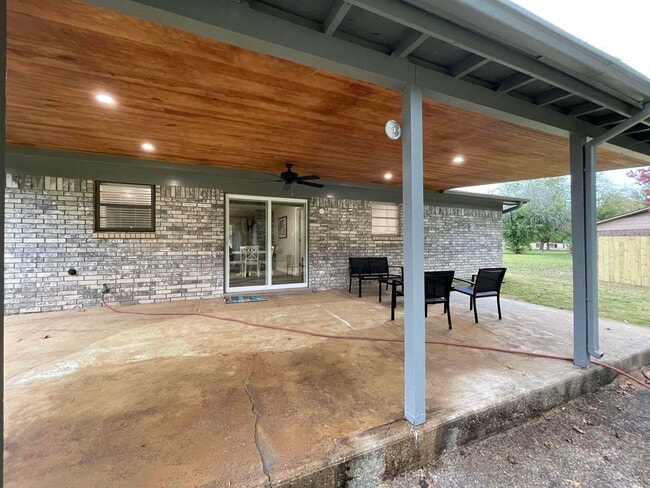 Photo - 6503 Chaparral St