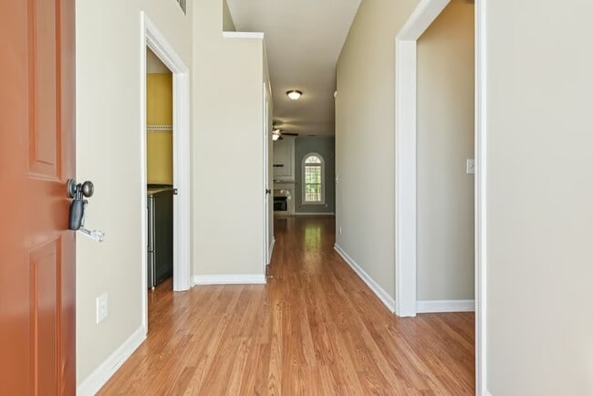 Photo - Cherokee Court Apartments