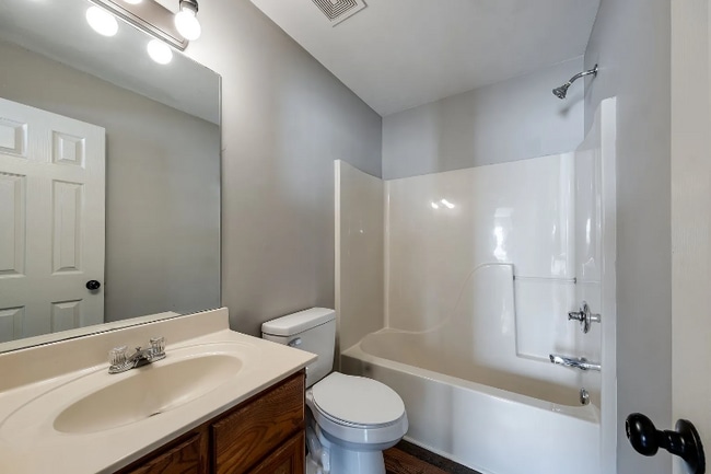 Photo - 3009b Mackenzie Ln Unidad B