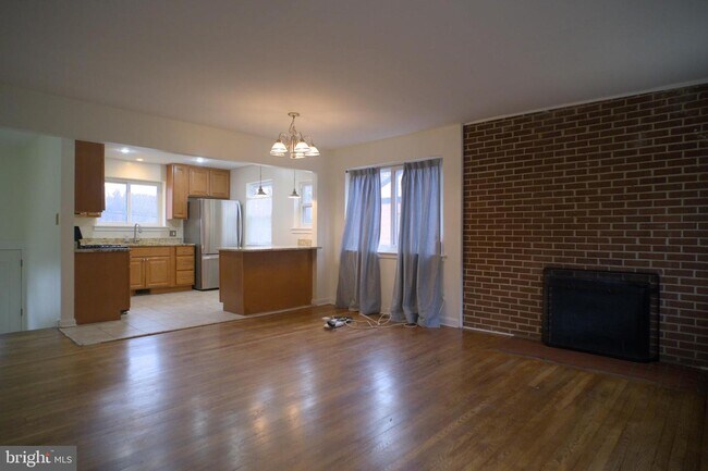 Photo - 206 Wayne Ave