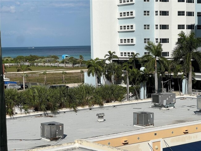 Photo - 6545 Indian Creek Dr Unit 506