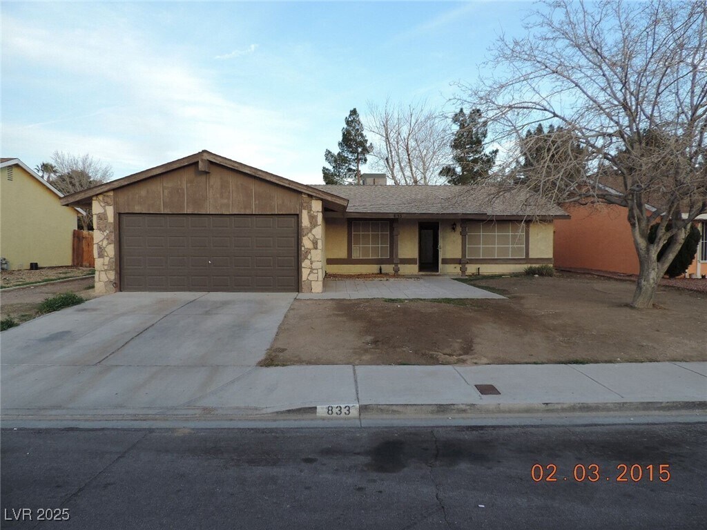 Photo - 833 Dusk Dr House