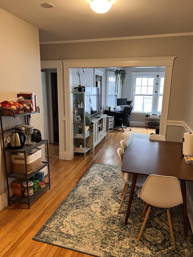 Photo - 17 Story St Unidad 1