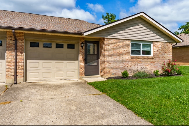 Photo - 1303 Meadow Bridge Dr Townhome